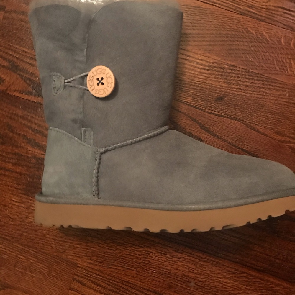 Brand New Uggs